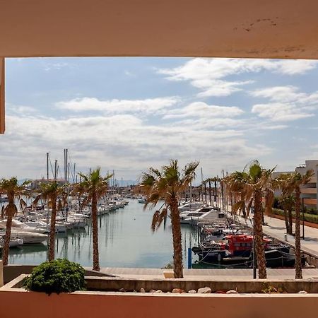 Studio 4 People - Christmas Market - Port - Beach Le Barcares Exterior photo