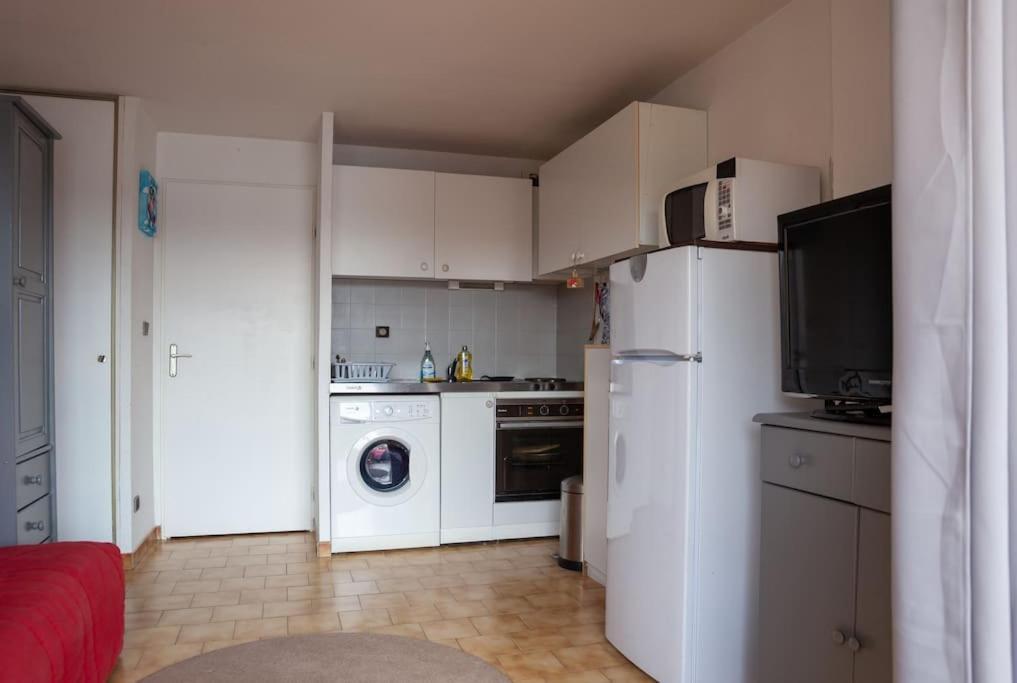 Studio 4 People - Christmas Market - Port - Beach Le Barcares Exterior photo